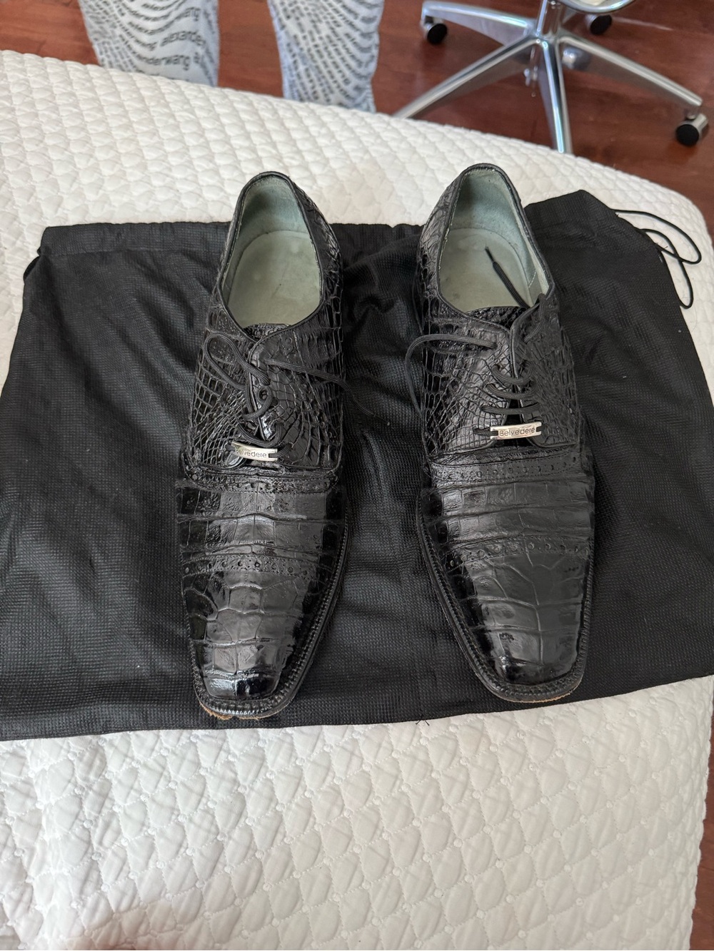 Men's Black Croc-Textured Leather Lace-Up Dress Oxfords